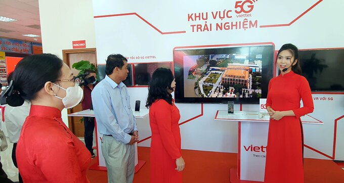 Khai trương mạng 5G.