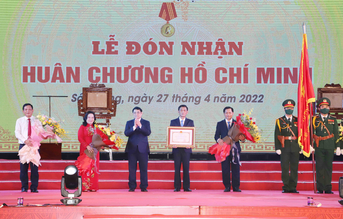Thủ tướng Chính phủ trao tặng Huân chương Hồ Chí Minh cho tỉnh Sóc Trăng.