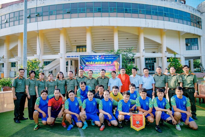 Cụm thi đua Khối An ninh do Phòng An ninh chính trị nội bộ là đơn vị Cụm trưởng tổ chức Giải bóng đá giao hữu với các cơ quan, đơn vị, trường học trên địa bàn thành phố năm 2022.