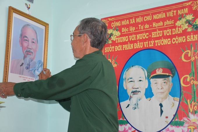 100% hội viên cựu chiến binh trên địa bàn huyện Đầm Dơi đều thực hiện treo ảnh, thờ Bác Hồ.