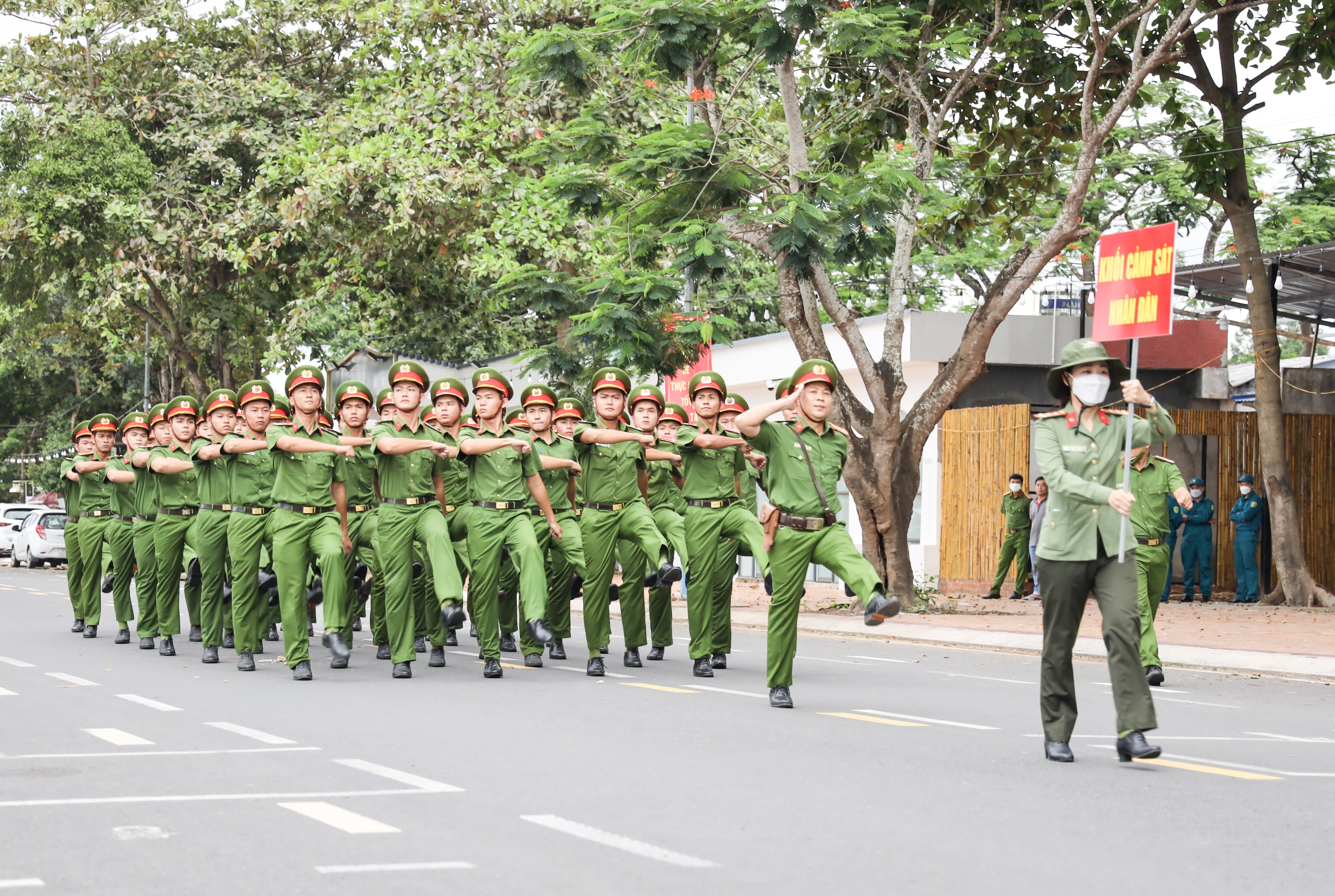 Khối diễu binh của lực lượng Cảnh sát nhân dân.