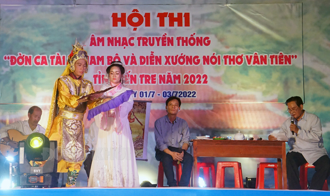 Các đơn vị tham gia thi diễn tại hội thi.