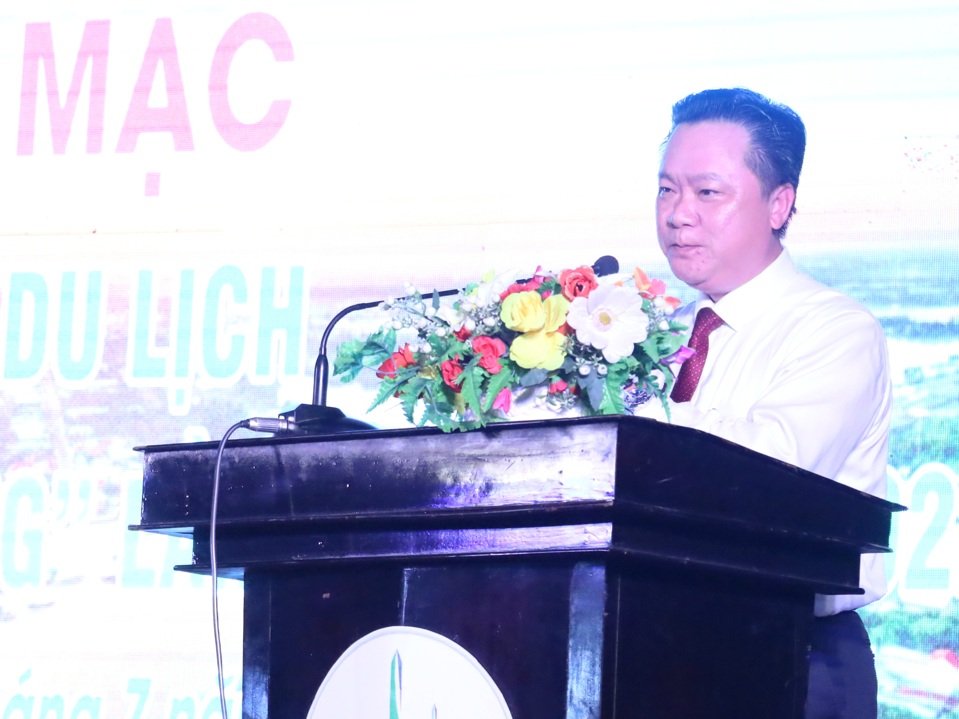 Ông Nguyễn Quốc Cường - Chủ tịch UBND quận Cái Răng phát biểu tại lễ bế mạc.
