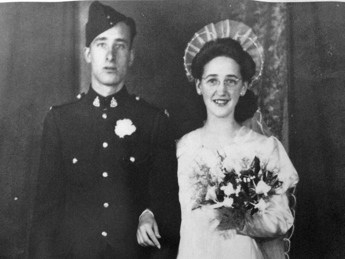 Charlie và Annie Muise kết hôn vào năm 1942 (Ảnh: CBC).