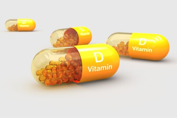 Cha mẹ cần tham khảo ý kiến của bác sĩ trước khi sử dụng bất kỳ vitamin nào cho trẻ (Ảnh minh họa).