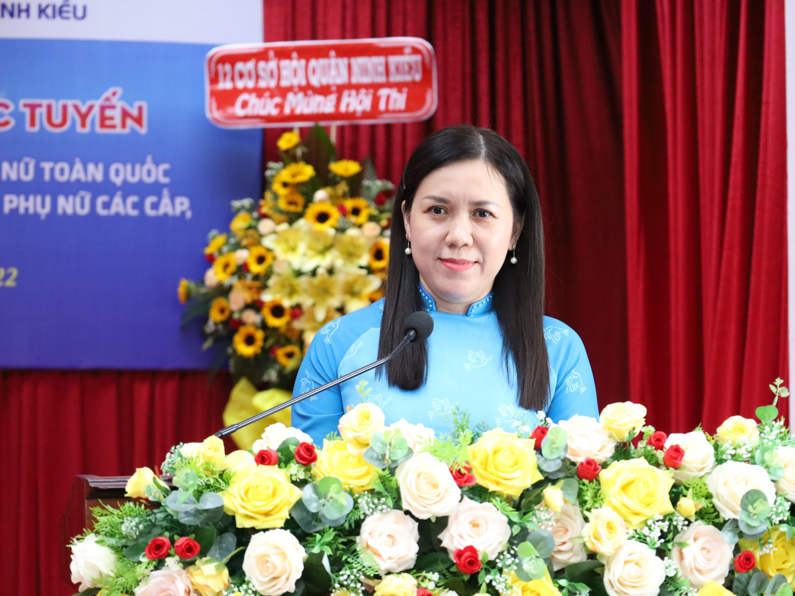 Bà Nguyễn Thị Hồng Nga - Chủ tịch Hội LHPN quận Ninh Kiều phát biểu tại buổi lễ.