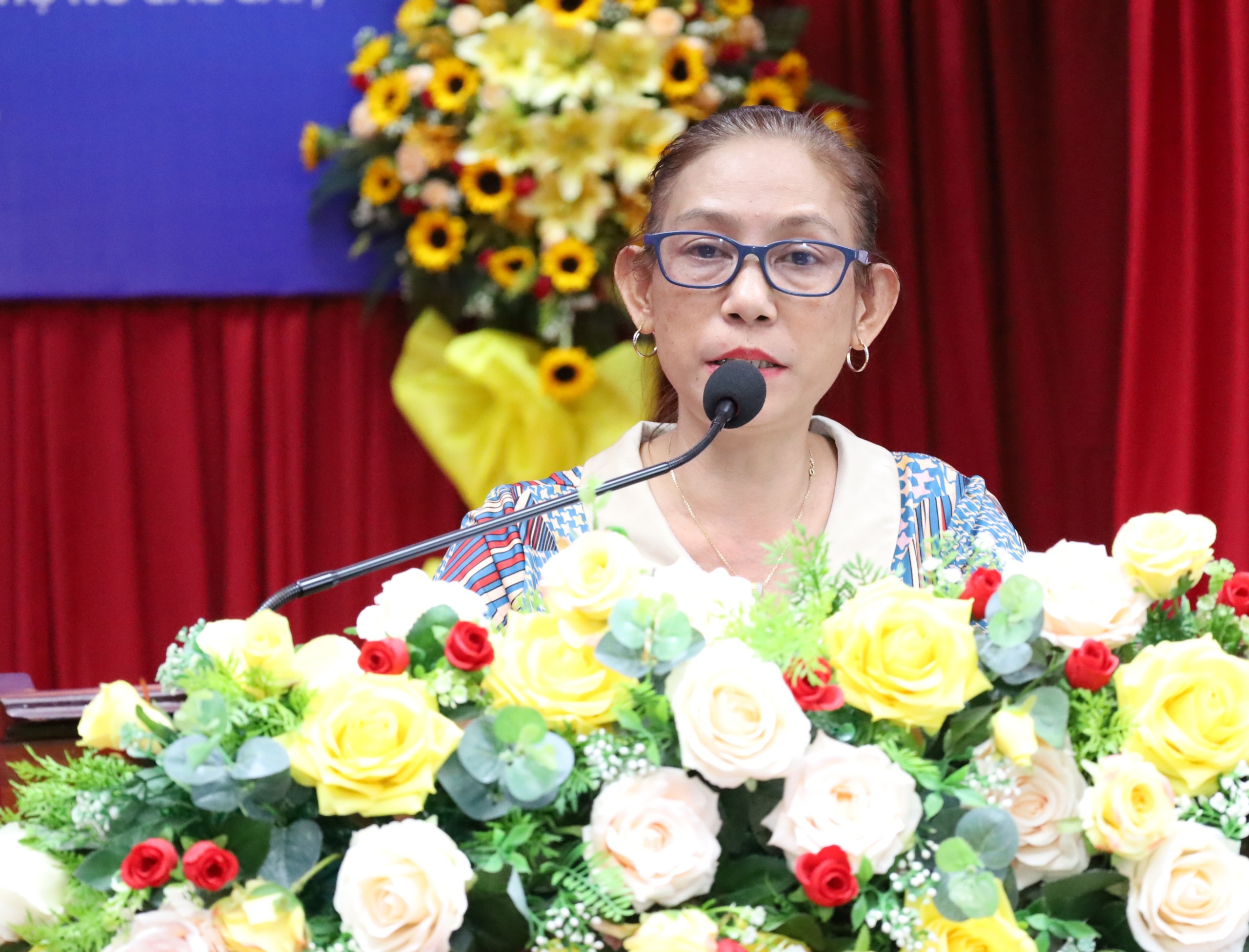 Bà Trần Thị Đoan Trang – Trưởng phòng Dân tộc quận Ninh Kiều thông qua kế hoạch phối hợp công tác giai đoạn 2021 – 2025.