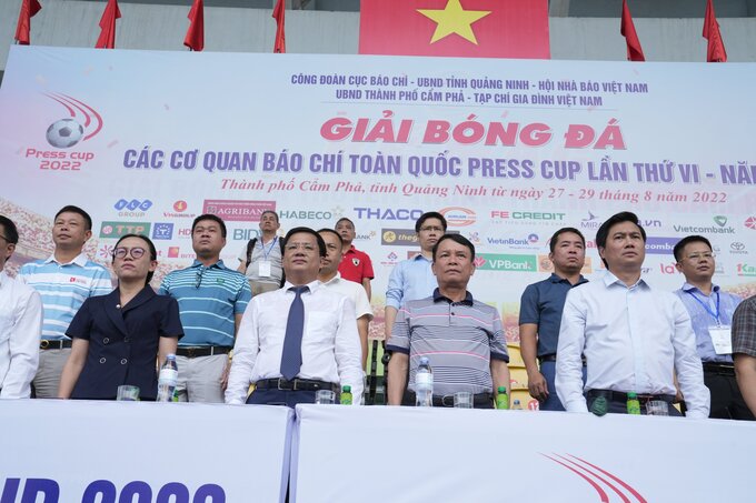 Các đại biểu tham dự Lễ khai mạc Press Cup 2022.