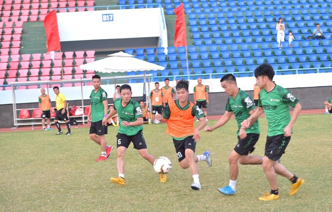 Lần thứ 4 các cầu thủ Đài Truyền hình Việt Nam vào chơi trận chung kết Press Cup.