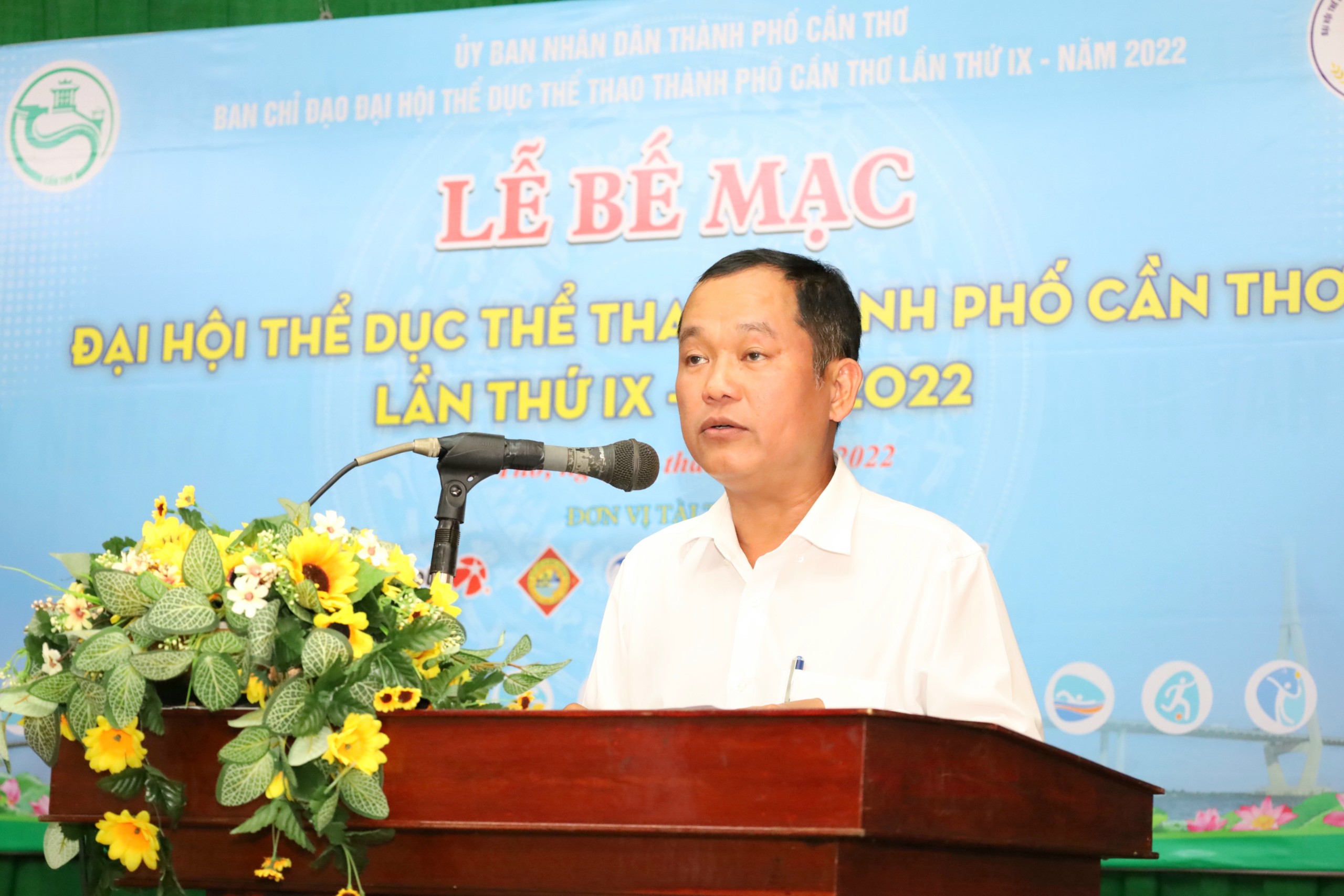 Ông Trương Công Quốc Việt - Phó Giám đốc Sở Văn hóa, Thể thao và Du lịch TP. Cần Thơ phát biểu tổng kết đại hội.