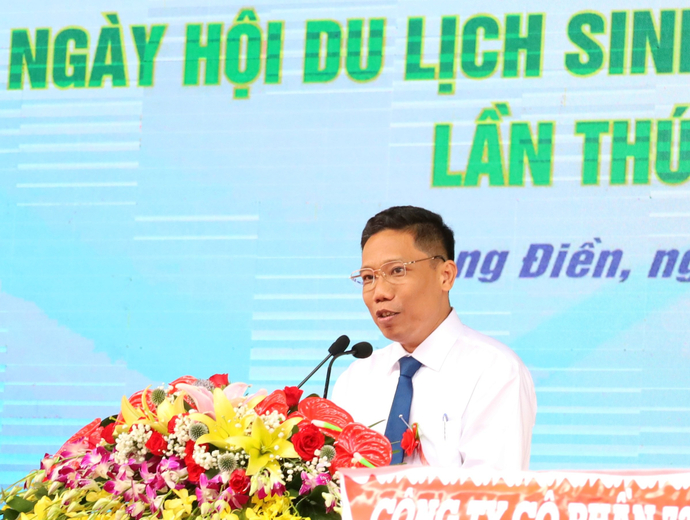 Ông Nguyễn Thực Hiện - Thành ủy viên, Phó Chủ tịch UBND TP. Cần Thơ phát biểu tại ngày hội du lịch sinh thái (Ảnh: Trung Phạm).