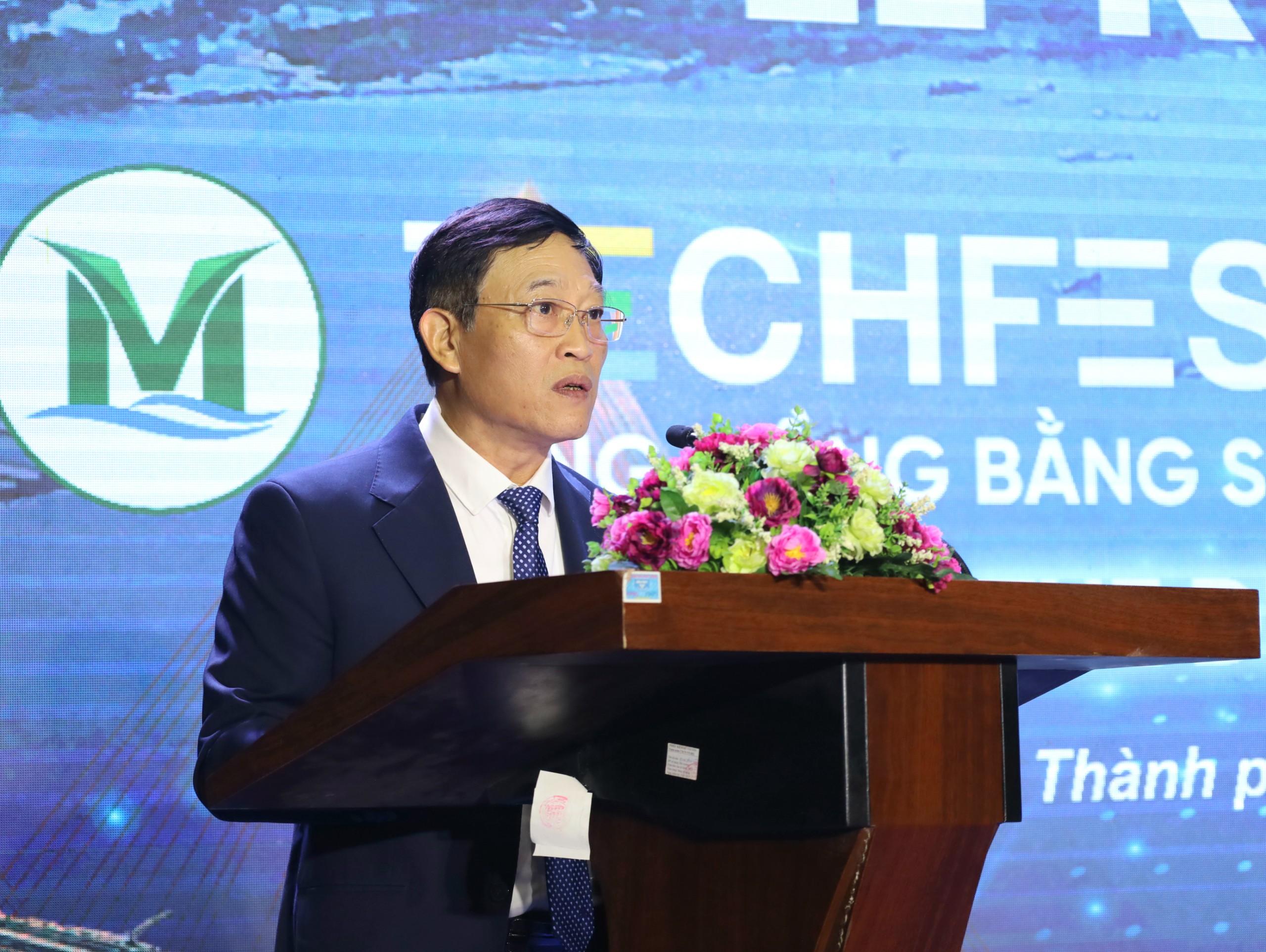 Ông Trần Văn Tùng - Thứ trưởng Bộ Khoa học & Công nghệ phát biểu khai mạc ngày hội.