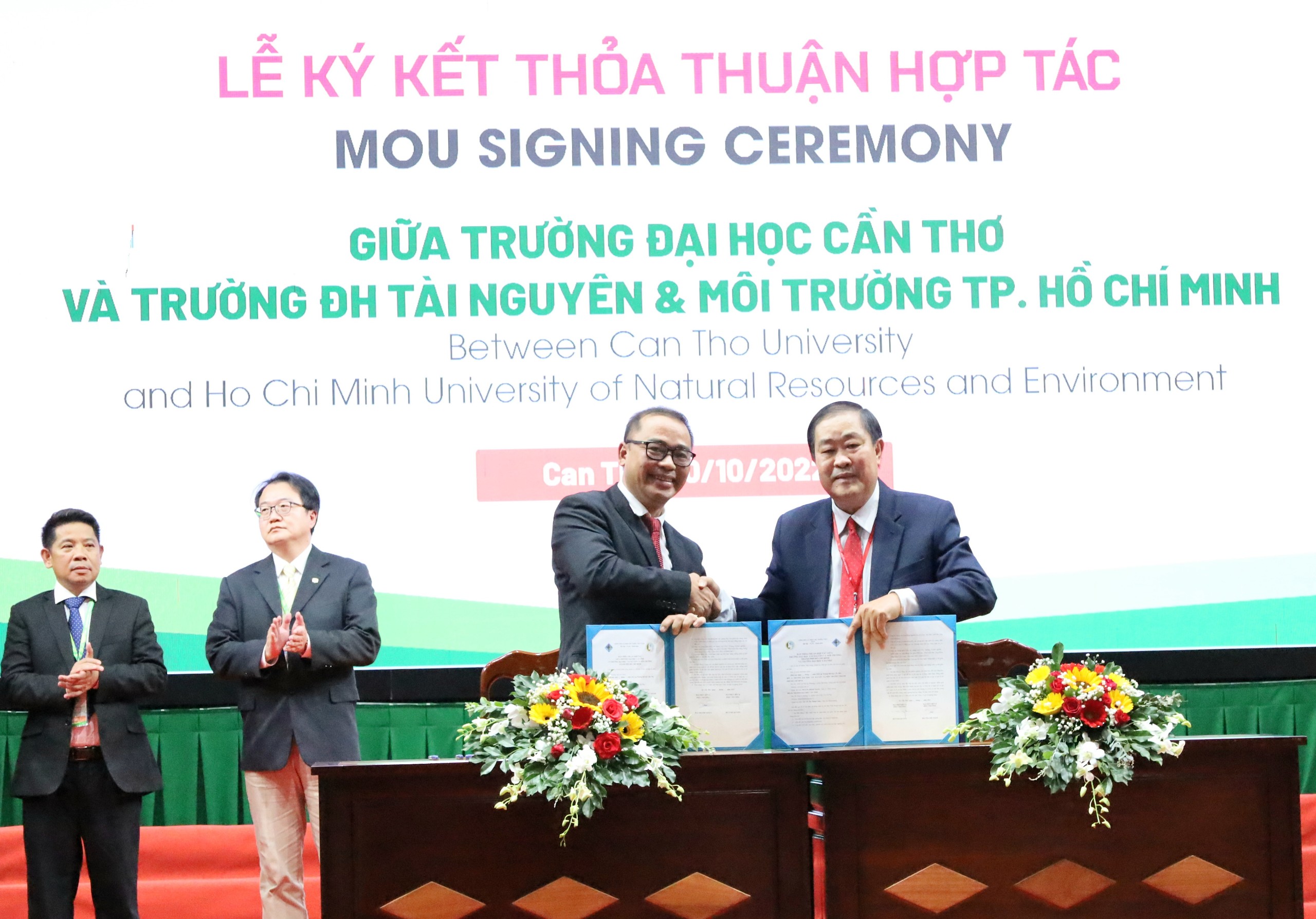 Ký kết thỏa thuận hợp tác giữa Trường Đại học Cần Thơ và Trường Đại học Tài nguyên và Môi trường TP. Hồ Chí Minh.