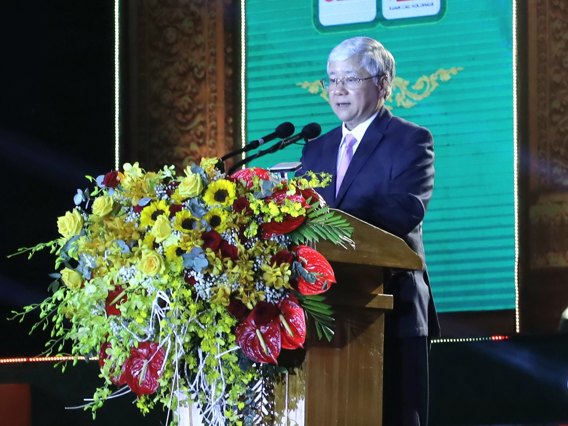 Ông Đỗ Văn Chiến - Bí thư Trung ương Đảng, Chủ tịch Ủy ban Trung ương Mặt trận Tổ quốc Việt Nam phát biểu chỉ đạo tại lễ khai mạc ngày hội.