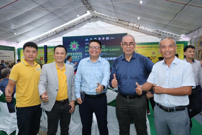 Phiên chợ khởi nghiệp xanh tại Mekong Connect 2022 khai mạc sáng ngày 23/11 ở TP. Cần Thơ.