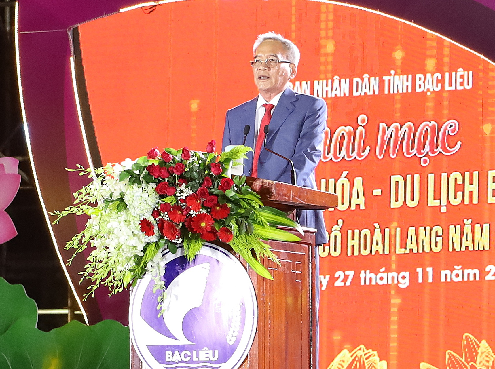 Ông Lữ Văn Hùng - Bí thư Tỉnh ủy Bạc Liêu phát biểu khai mạc.