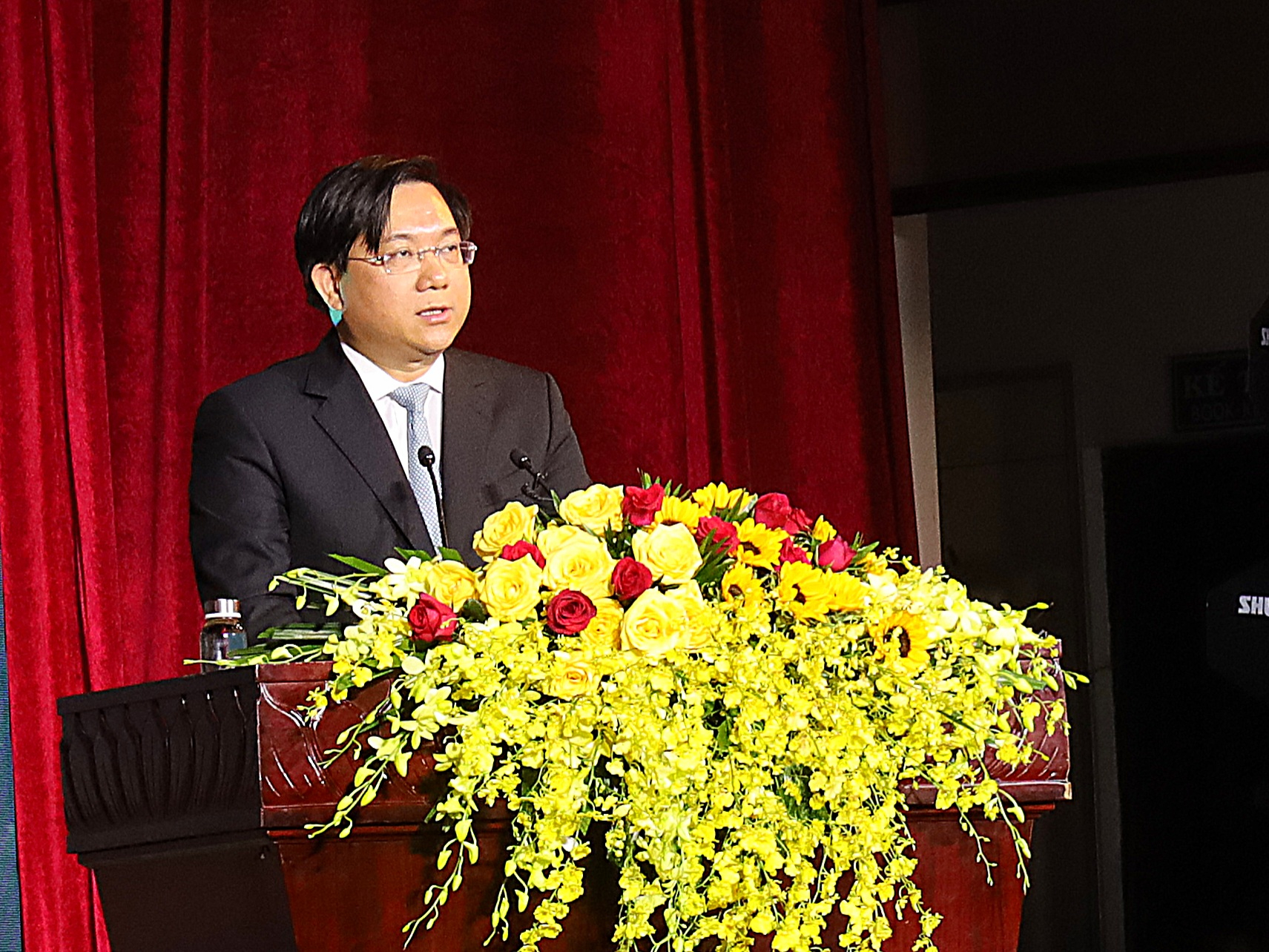 Ông Trần Duy Đông - Thứ trưởng Bộ Kế hoạch và Đầu tư phát biểu tại hội nghị.