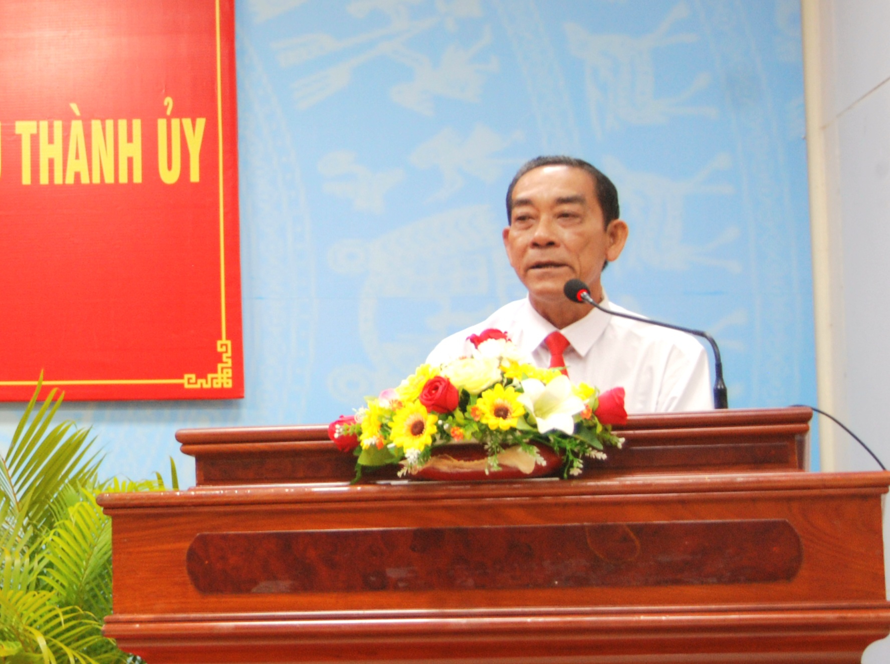 Ông Nguyễn Thanh Hoàng - Phó Trưởng Ban Dân vận Thành ủy Cần Thơ phát biểu nhận nhiệm vụ mới.