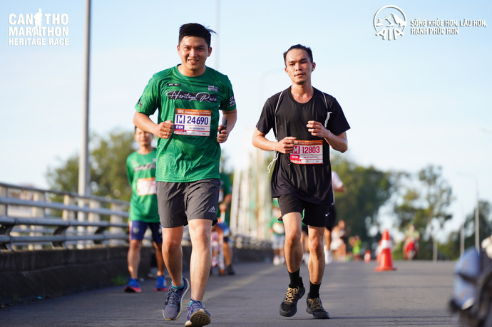 Ảnh: Nguyễn Văn Phước đang chinh phục cự ly 10km tại giải Marathon Quốc Tế Di Sản Cần Thơ 2022
