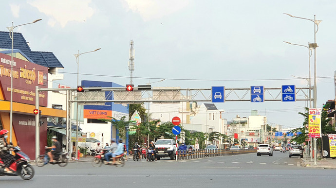 Đường Trần Hoàng Na, quận Ninh Kiều đoạn giao nhau với đường 30/4. (Ảnh: Trung Phạm)