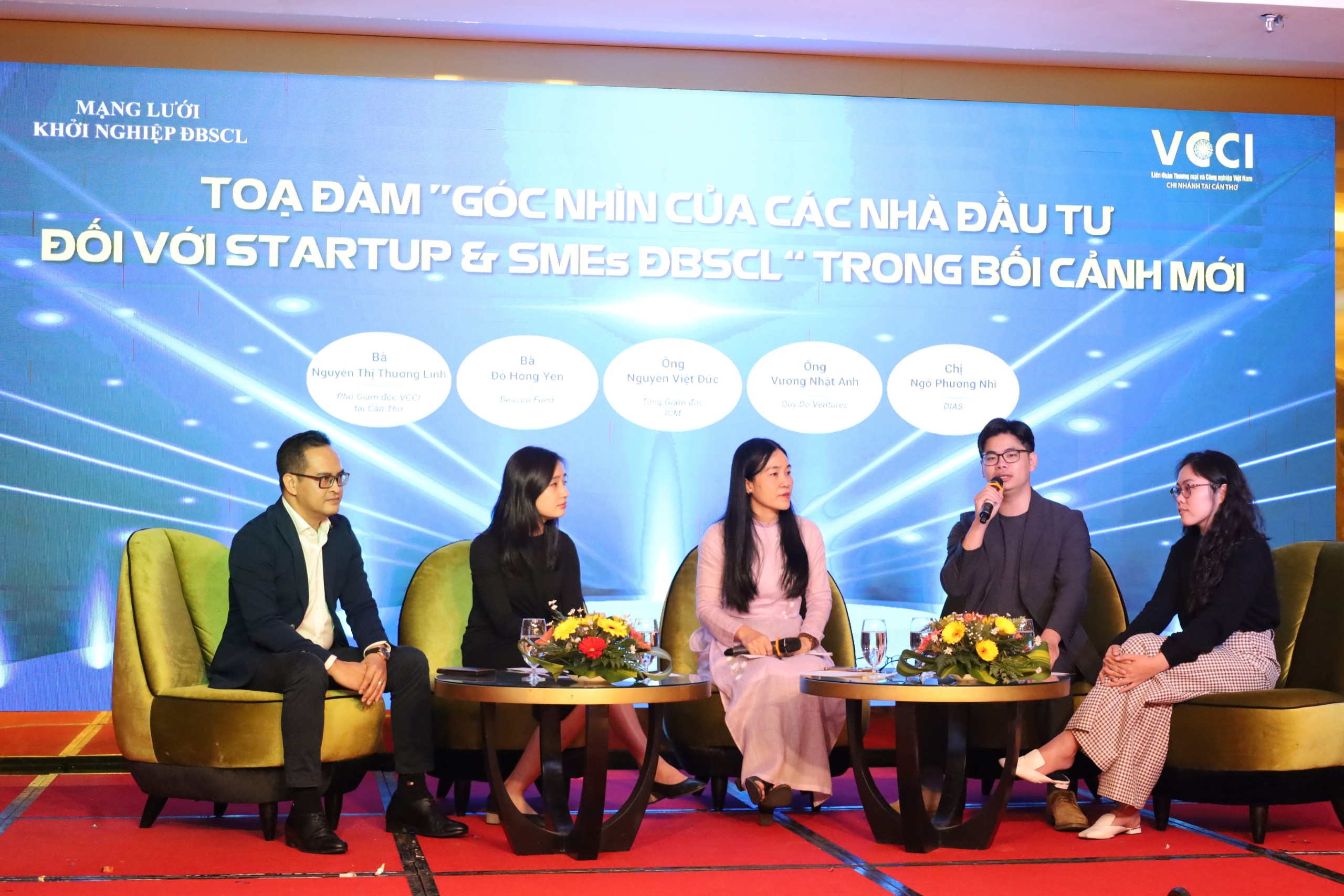 Tọa đàm “Góc nhìn của các nhà đầu tư đối với startup & SMEs ĐBSCL” trong bối cảnh mới.