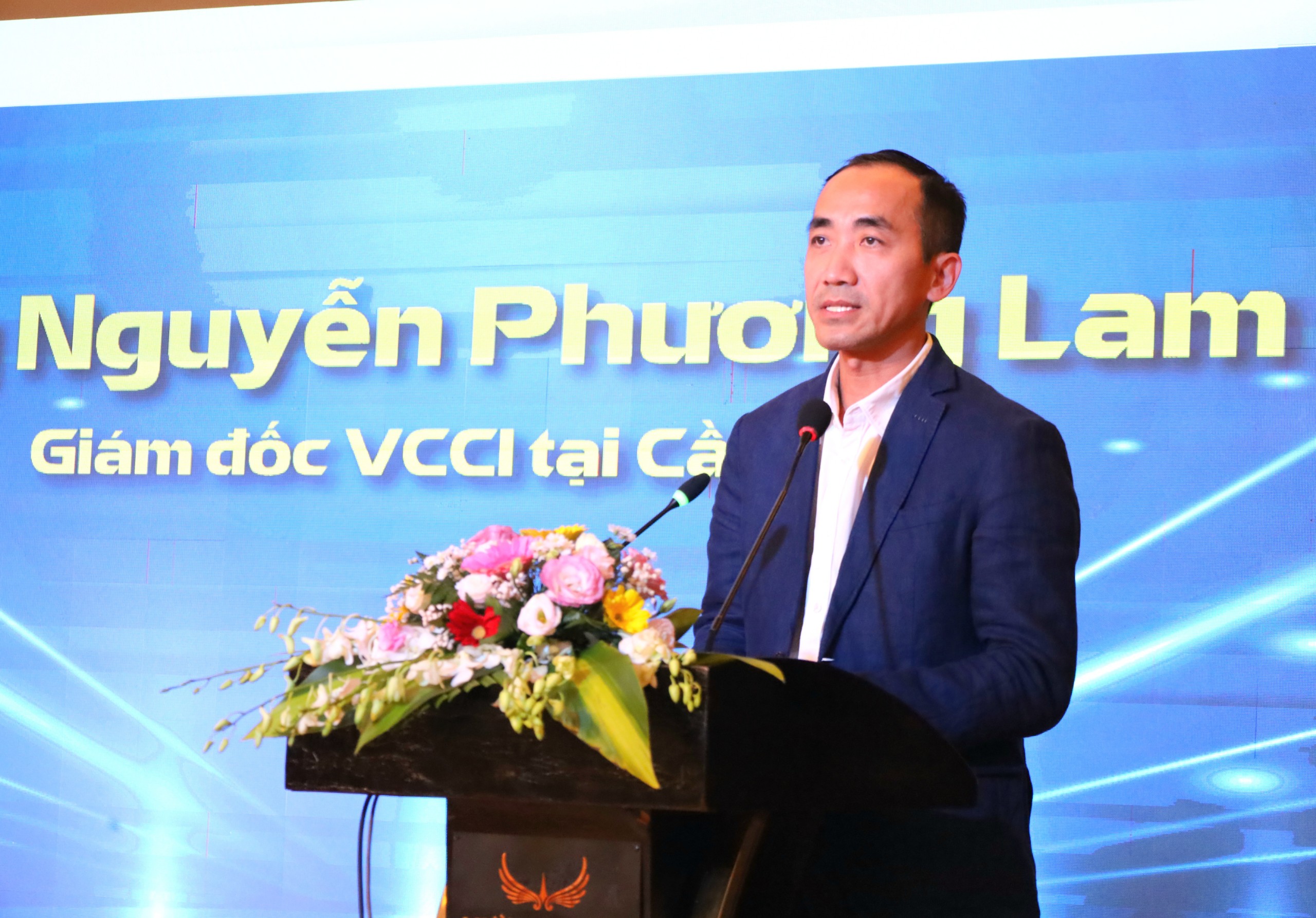 Ông Nguyễn Phương Lam - Giám đốc VCCI Cần Thơ phát biểu khai mạc cuộc thi.