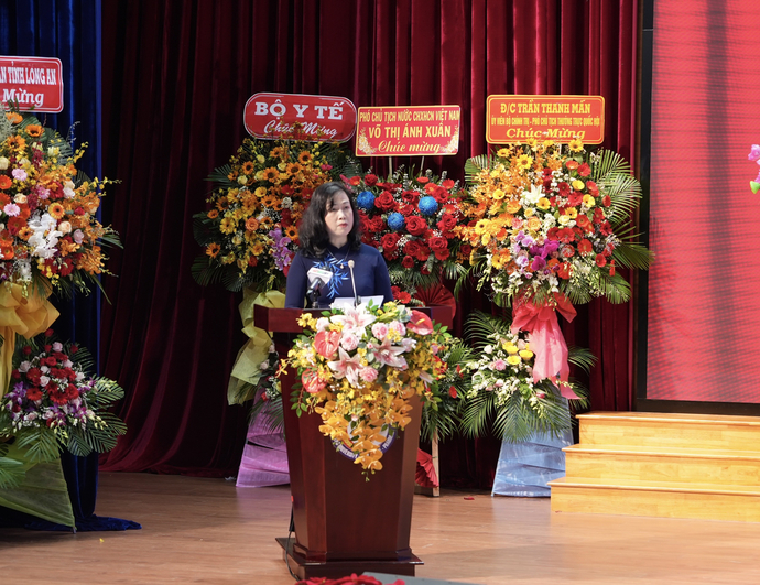 Bộ trưởng Bộ Y tế Đào Hồng Lan phát biểu tại buổi lễ.