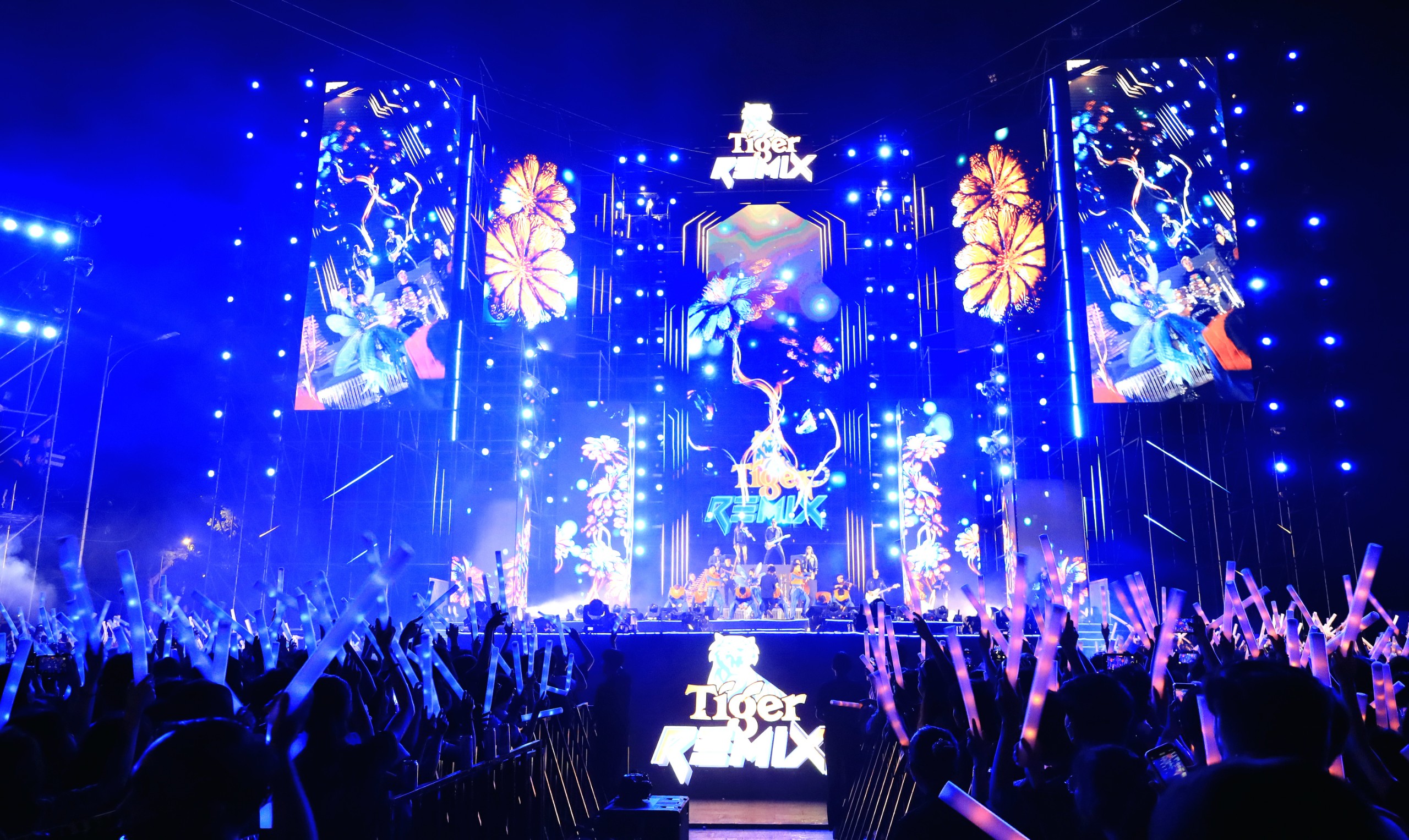 Chuỗi đại tiệc âm nhạc hoành tráng Tiger Remix 2023 quay trở lại với một loạt trải nghiệm sân khấu “siêu đỉnh” Công nghệ đỉnh - Âm nhạc đỉnh - Nghệ sĩ đỉnh.