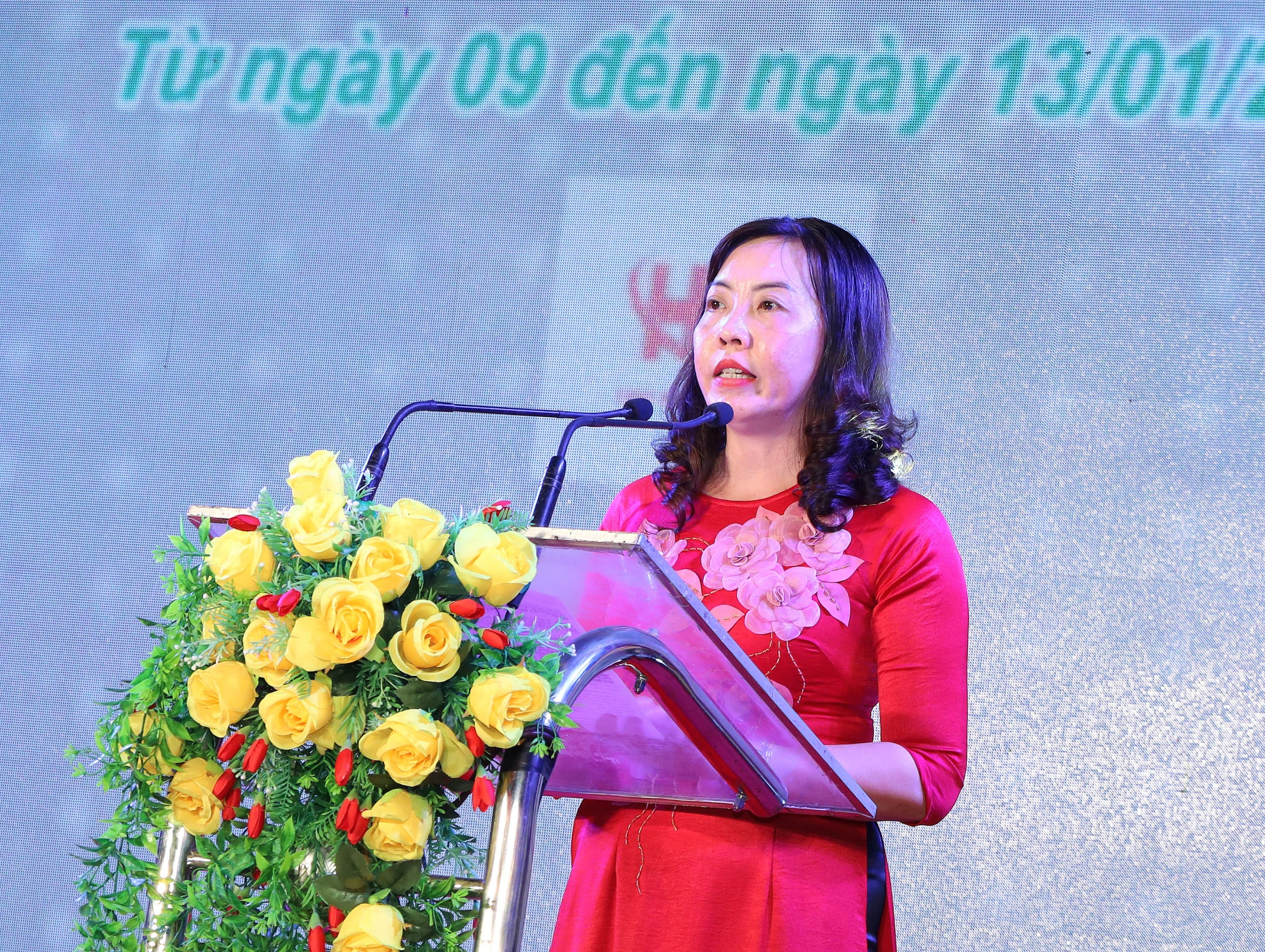 Bà Nguyễn Thị Ánh Lê - Giám đốc Trung tâm văn hóa TP. Cần Thơ phát biểu tại lễ bế mạc.