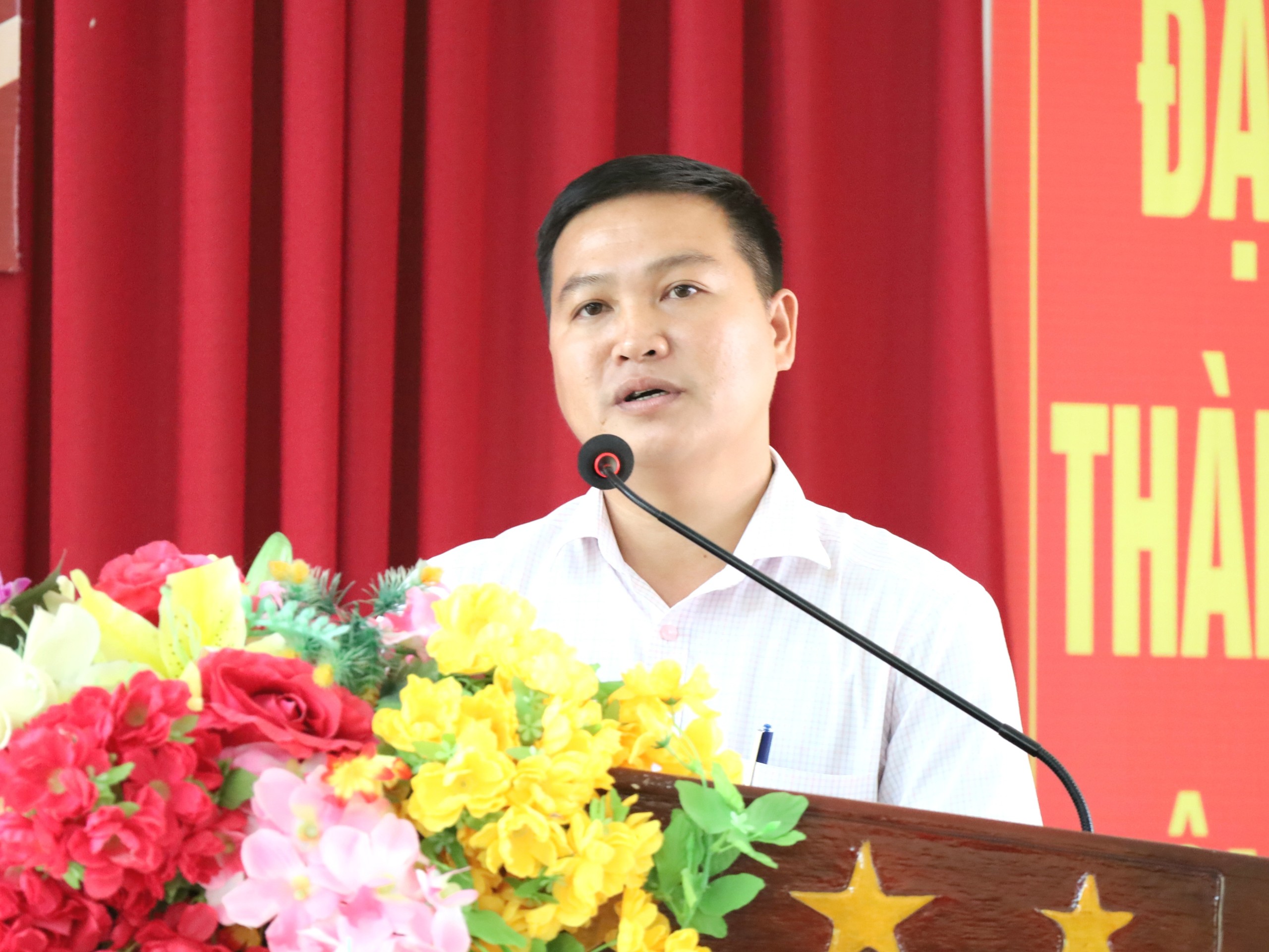 Ông Nguyễn Mạnh Khang – Phó Chủ tịch UBND xã Đông Thuận, huyện Thới Lai phát biểu tại chương trình.