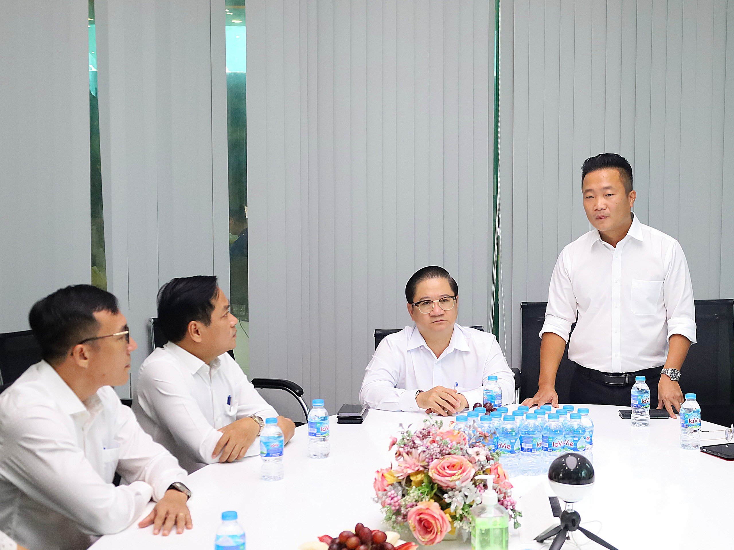Ông Phạm Trọng Nghĩa - Công ty CP thực phẩm Phạm Nghĩa cám ơn sự quan tâm, động viên kịp thời của lãnh đạo thành phố.