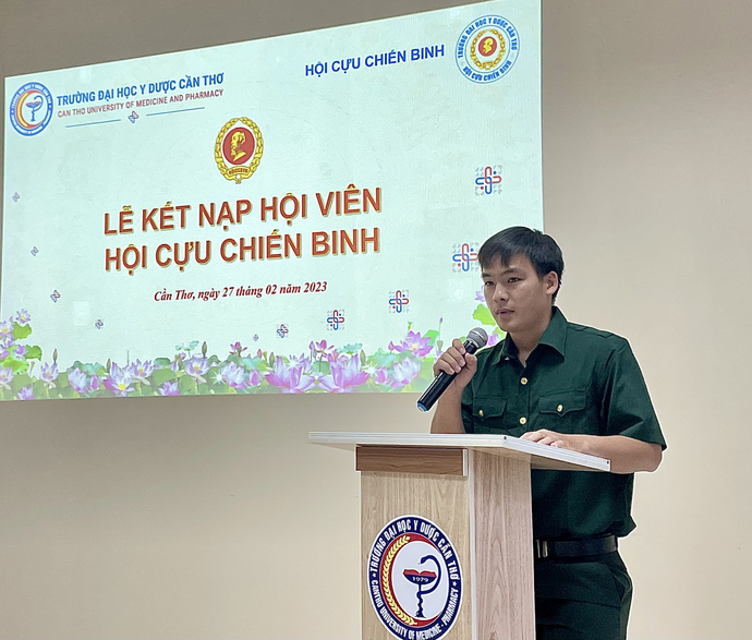 Tân hội viên Nguyễn Thiện Tánh phát biểu tại buổi lễ kết nạp.