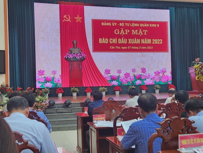 Quang cảnh buổi gặp mặt.