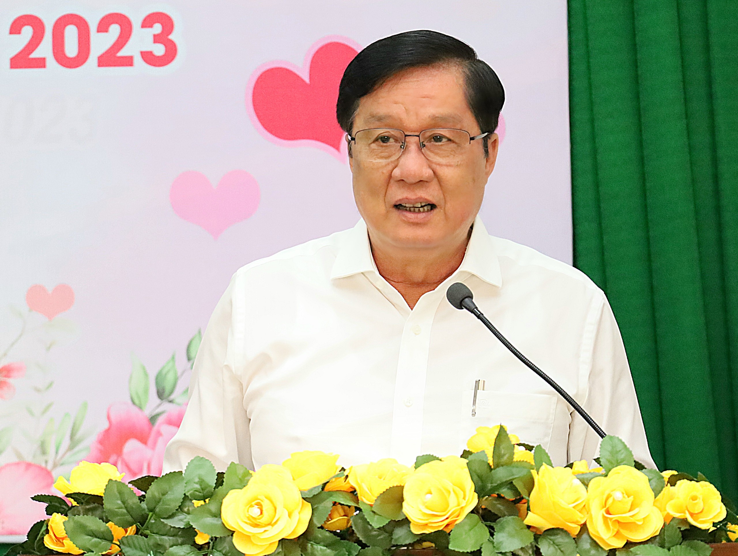 Ông Phạm Văn Hiểu - Phó Bí thư thường trực Thành ủy, Chủ tịch HĐND TP. Cần Thơ phát biểu chỉ đạo tại buổi họp mặt.