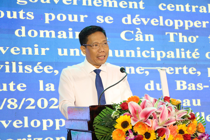 Ông Nguyễn Thực Hiện - Phó Chủ tịch UBND TP Cần Thơ phát biểu tại lễ hội.