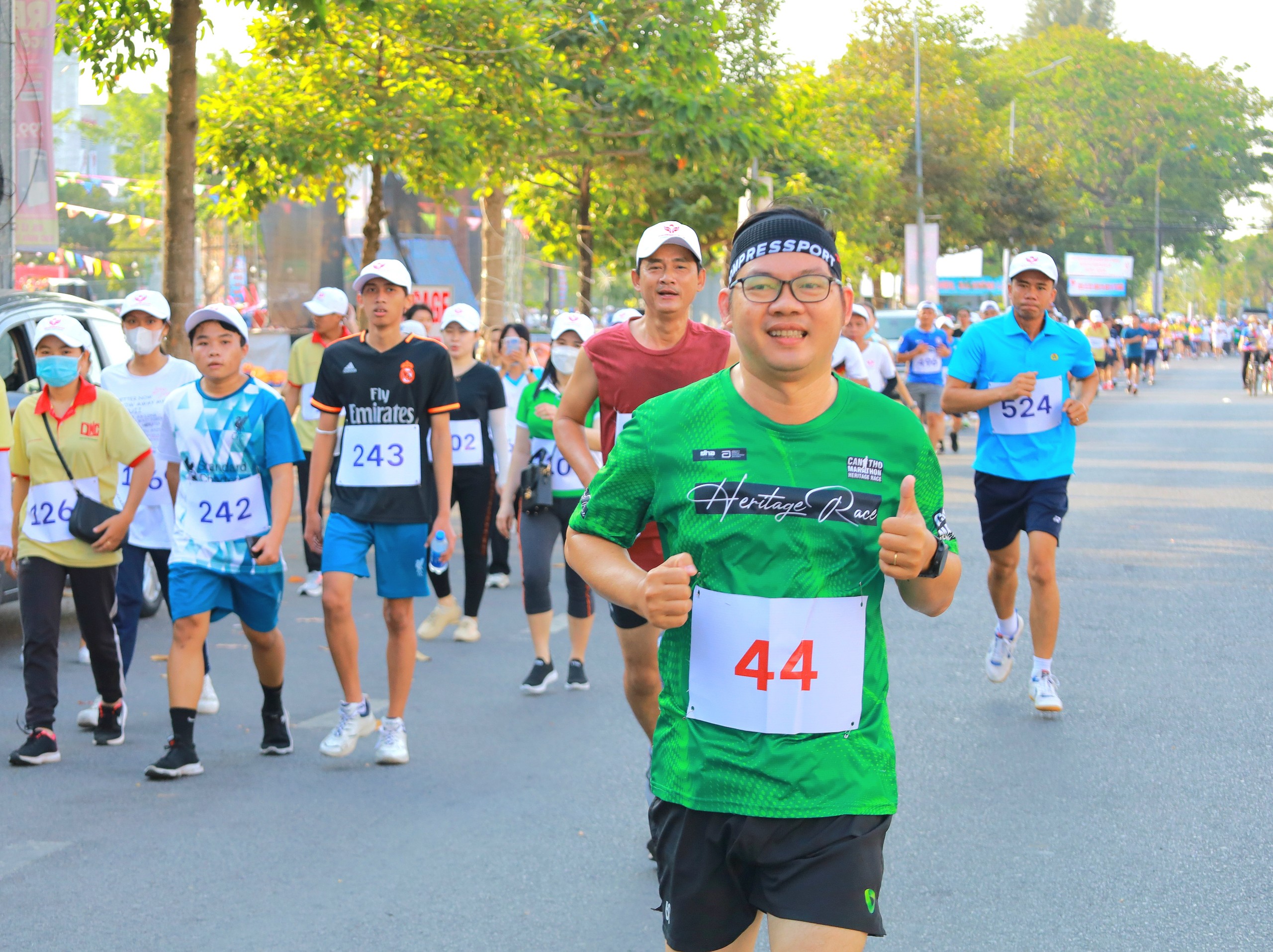 Ông Nguyễn Khánh Tùng - Viện trưởng Viện Kinh tế - Xã hội TP. Cần Thơ tham gia chạy tại giải.