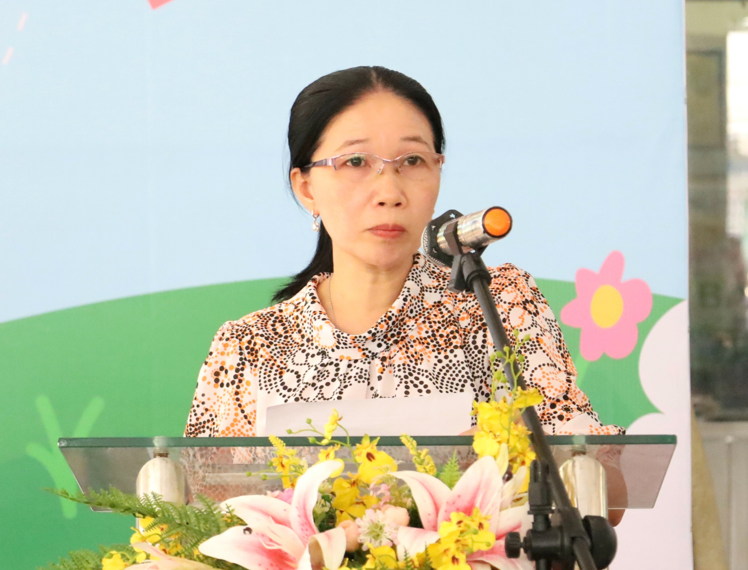 Chị Trần Thị Tuyết Nhung - phường Cái Khế, quận Ninh Kiều đại diện các gia đình phát biểu tại buổi họp mặt