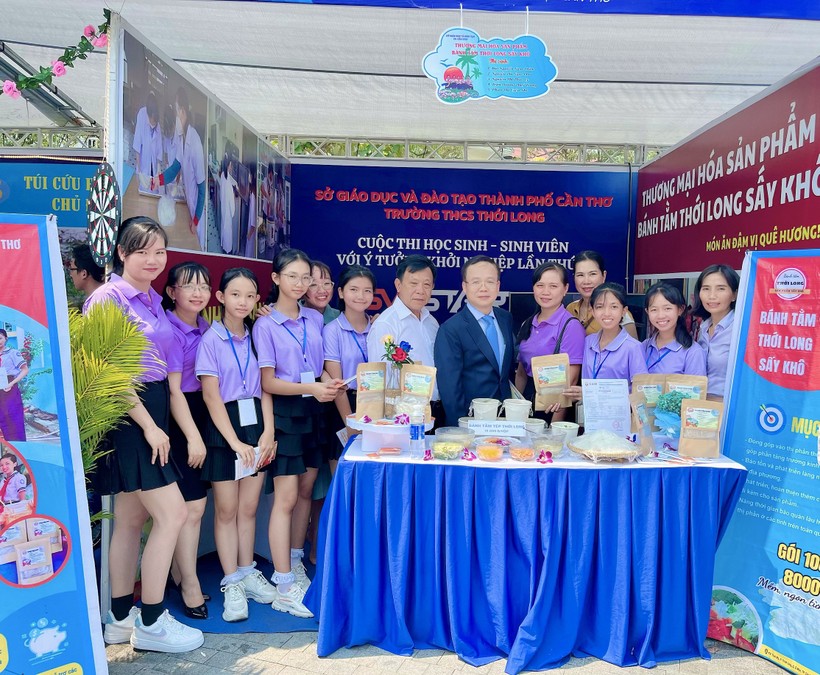 Gian hàng khởi nghiệp của Trường THCS Thới Long, quận Ô Môn, TP. Cần Thơ tại Ngày hội khởi nghiệp quốc gia của học sinh, sinh viên năm 2023.
