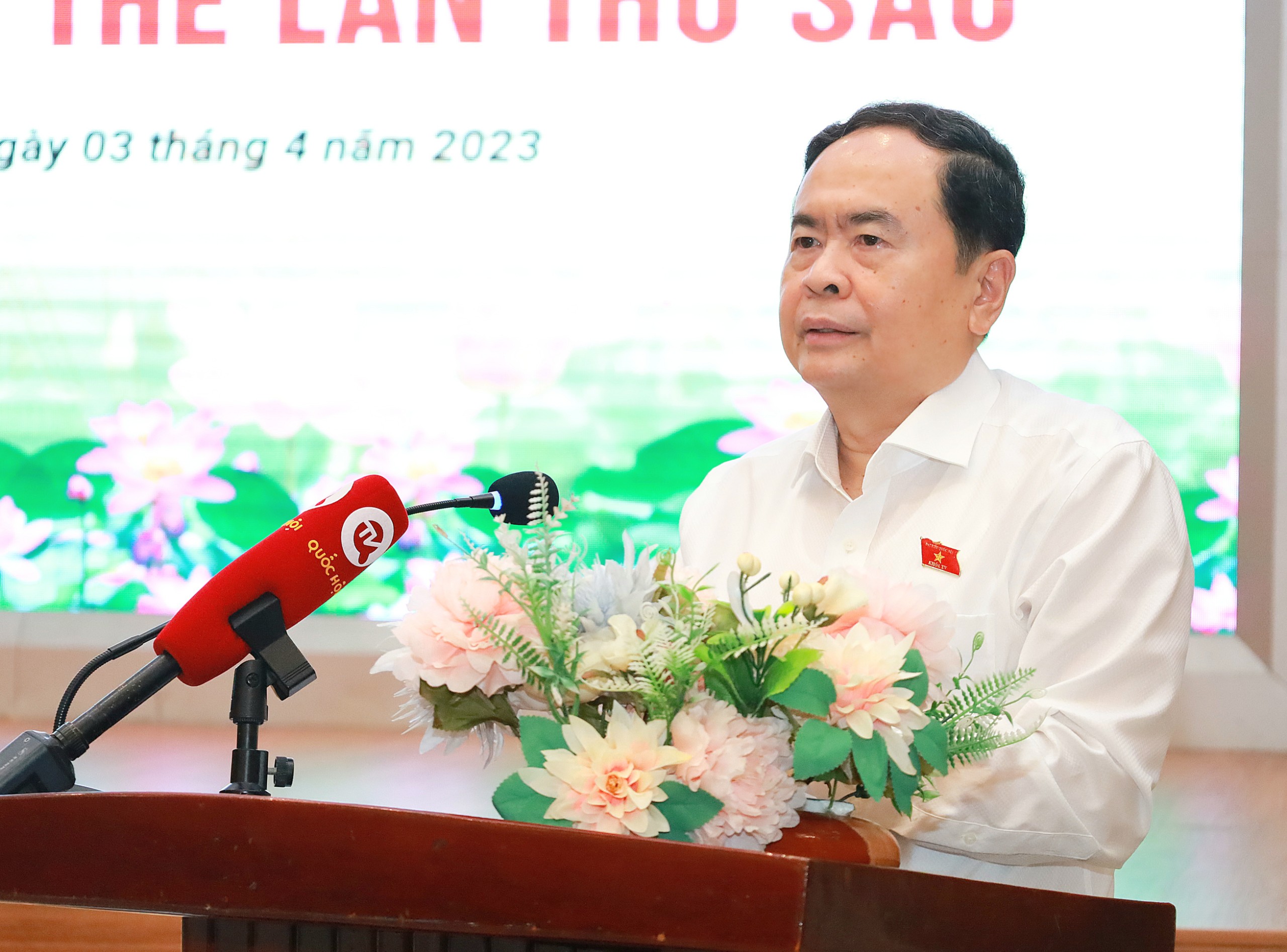 Ông Trần Thanh Mẫn - Phó Chủ tịch Thường trực Quốc hội phát biểu chỉ đạo tại Phiên họp toàn thể của Hội đồng Dân tộc tại TP. Cần Thơ.