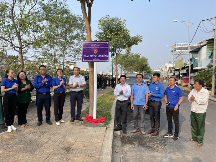 Chính thức ra mắt đoạn đường Kèn Hồng, dọc bờ kè Cái Khế, Phường Thới Bình, Quận Ninh Kiều, TP Cần Thơ.