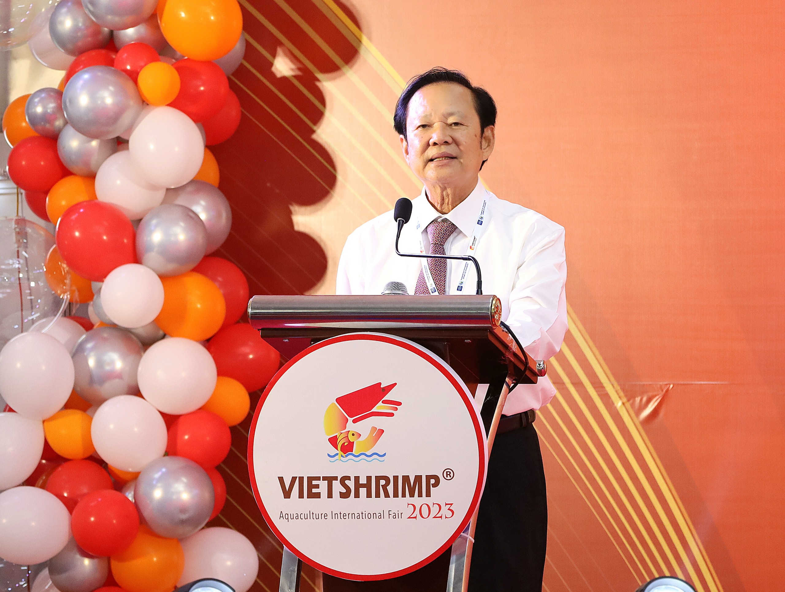 Ông Nguyễn Việt Thắng - Chủ tịch Hội Nghề cá Việt Nam, Trưởng Ban Tổ chức VietShrimp 2023 phát biểu khai mạc.