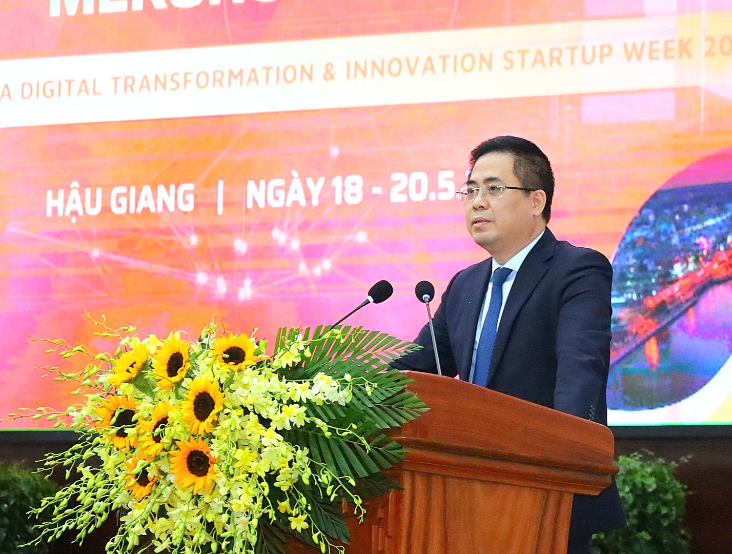 Ông Nguyễn Hoàng Giang - Thứ trưởng Bộ Khoa học và Công nghệ phát biểu chỉ đạo tại chương trình.