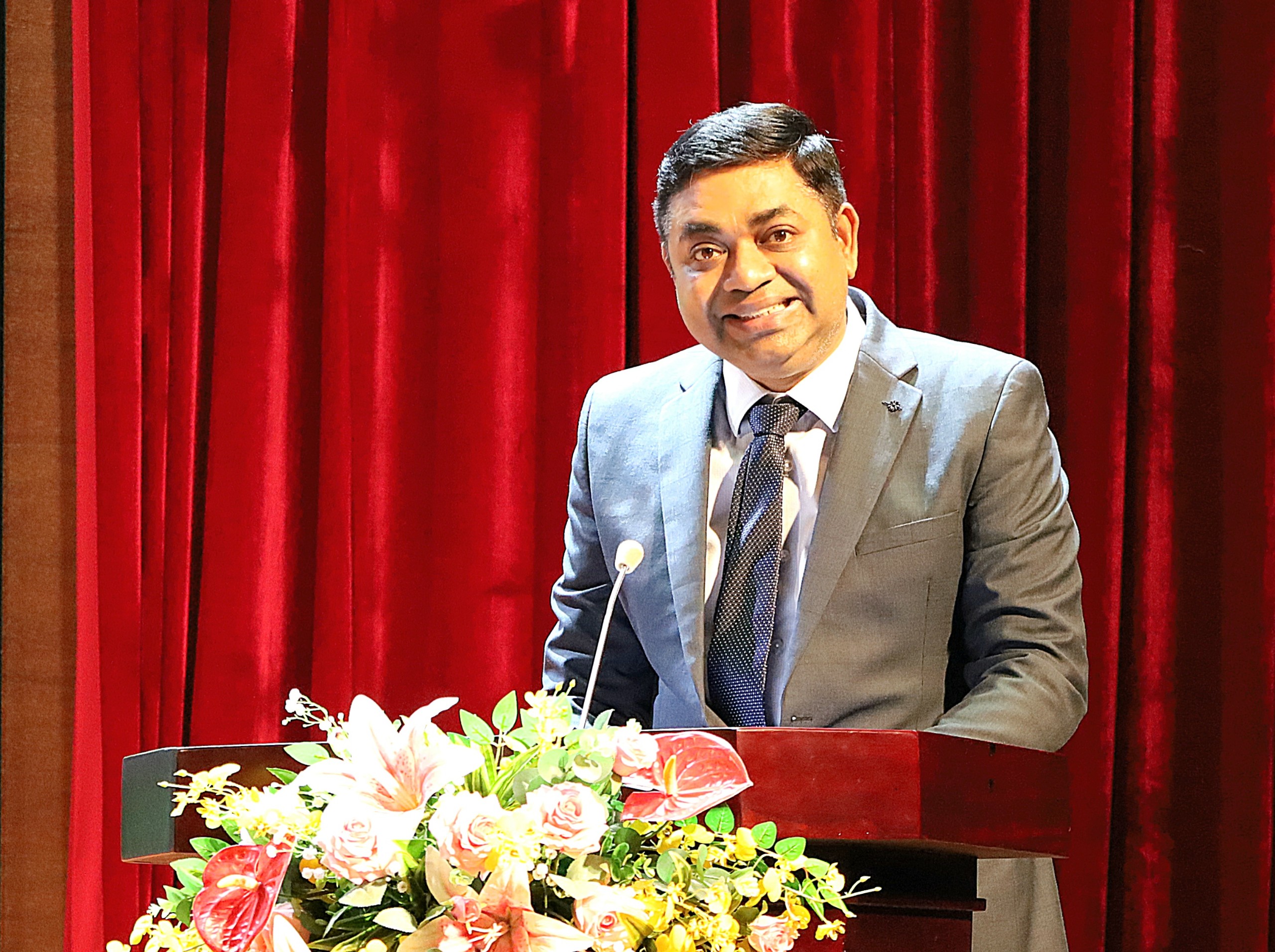 Ông Madan Mohan Sethi – Tổng Lãnh sự Ấn Độ tại TP. Hồ Chí Minh phát biểu tại chương trình.
