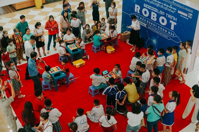Buổi trải nghiệm Robotics đã tạo ra sân chơi bổ ích cho các em học sinh trên địa bàn quận Ninh Kiều.