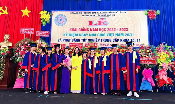 Lễ khai giảng năm học mới tại Trường Trung cấp nghề Thới Lai (trực thuộc Sở LĐTBXH).
