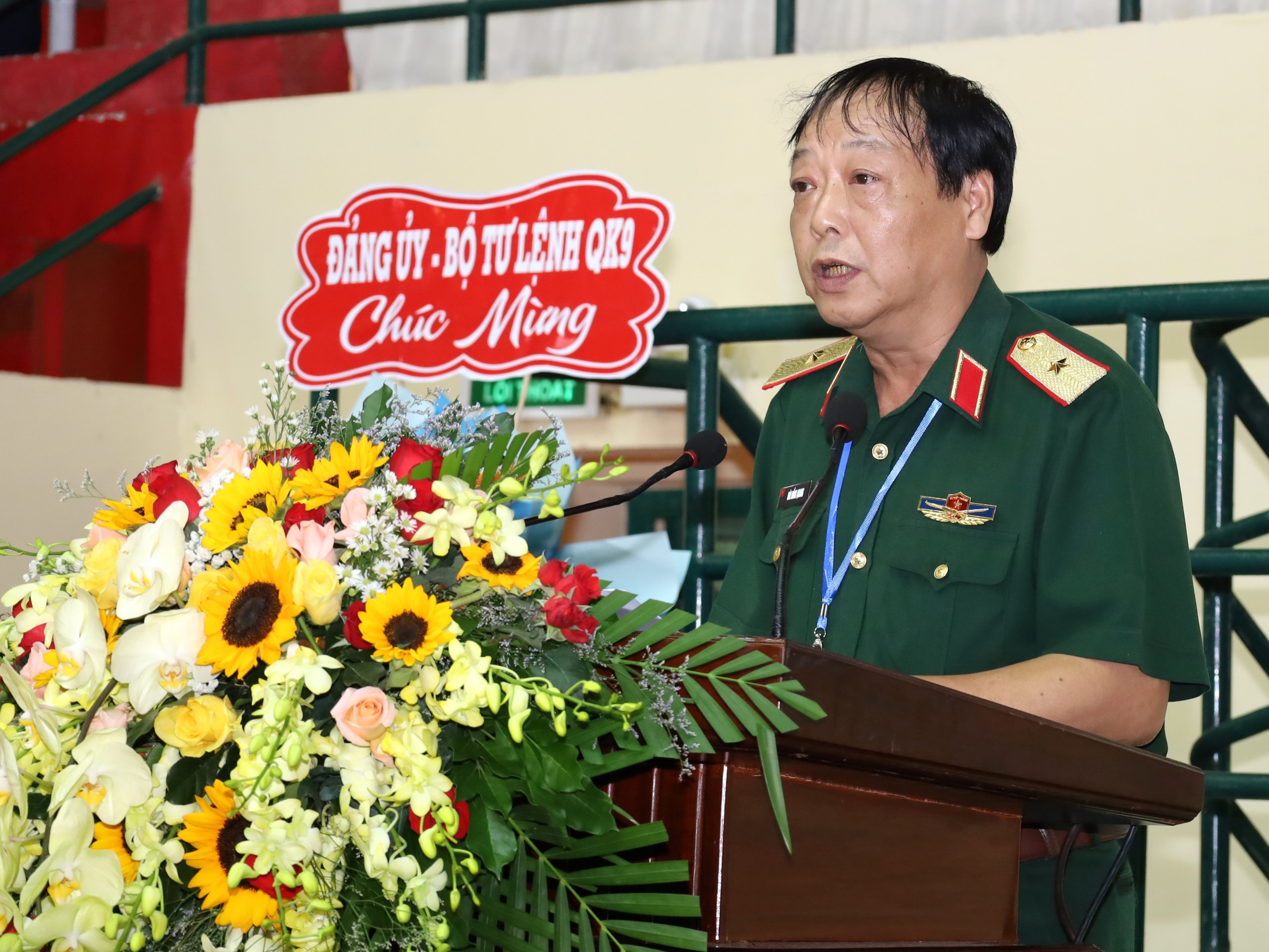 Thiếu tướng Bùi Hồng Quang - Phó cục trưởng Cục Quân huấn, Bộ Tổng Tham mưu Quân đội nhân dân Việt Nam phát biểu khai mạc hội thao.