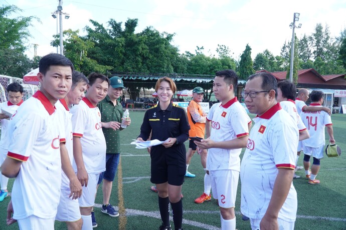 Nguyễn Anh Đào - Nữ trọng tài 'Gây thương nhớ' qua bao mùa Press Cup.