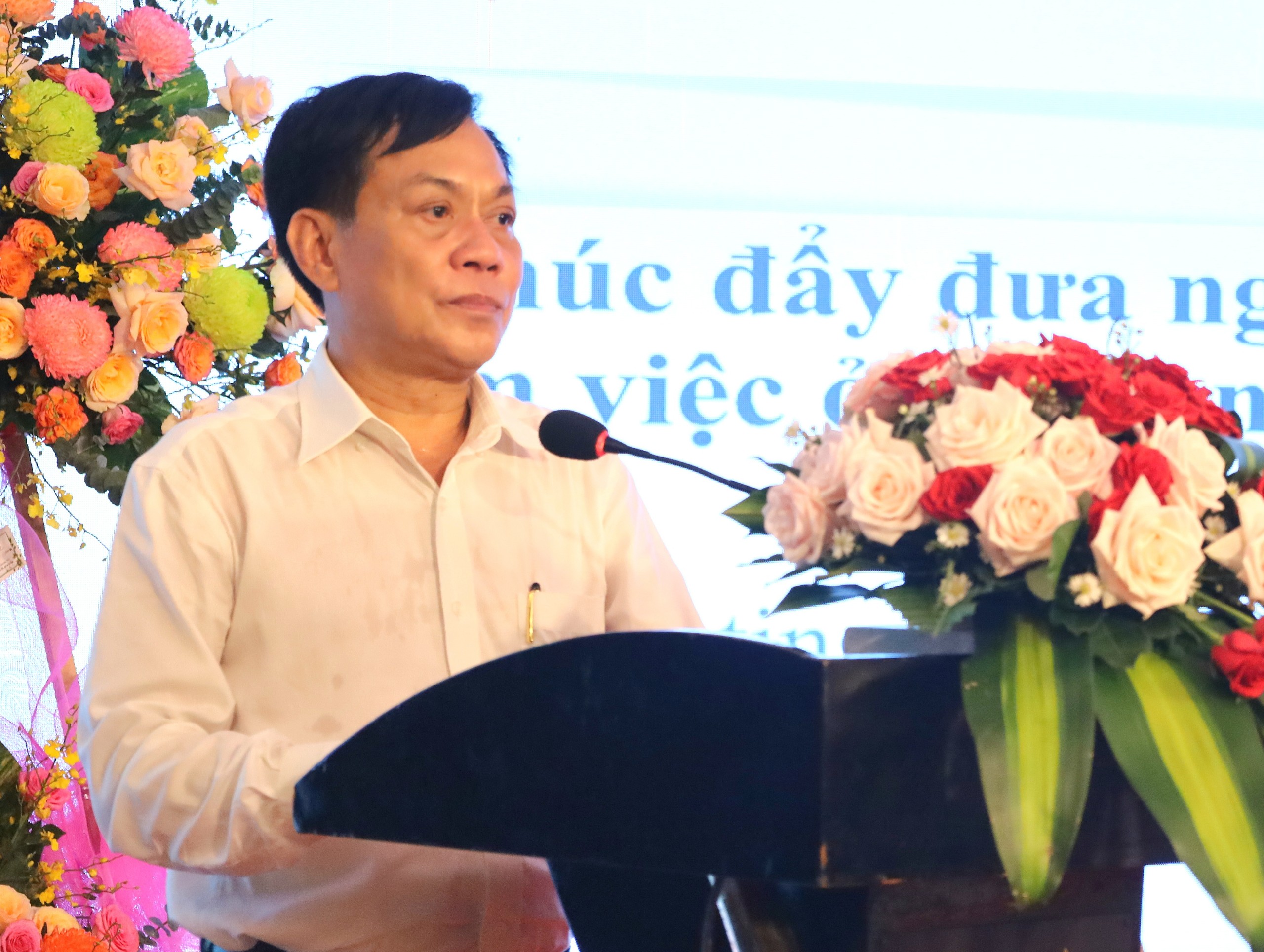 Ông Nguyễn Ngọc Hè - Phó Chủ tịch UBND TP. Cần Thơ phát biểu chào mừng tại hội thảo.