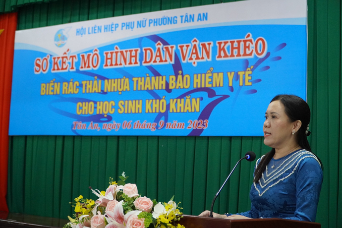Bà Nguyễn Thị Hồng Nga - Uỷ viên Ban Thường vụ Hội LHPN TPCT, Chủ tịch Hội LHPN quận Ninh Kiều đánh giá cao về sự phát triển và hiệu quả mà mô hình mang lại.