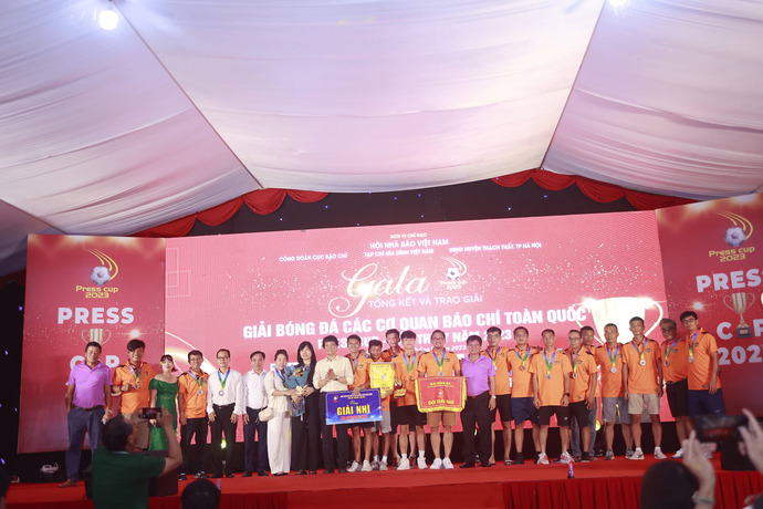CLB Phóng viên Đời sống xã hội giành giải Nhì tại Press Cup 2023